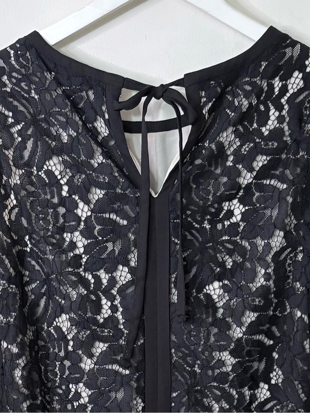 Whitehouse Blackmarket Lace Overlay Shift Dress, New with Tag - Picture 7 of 7
